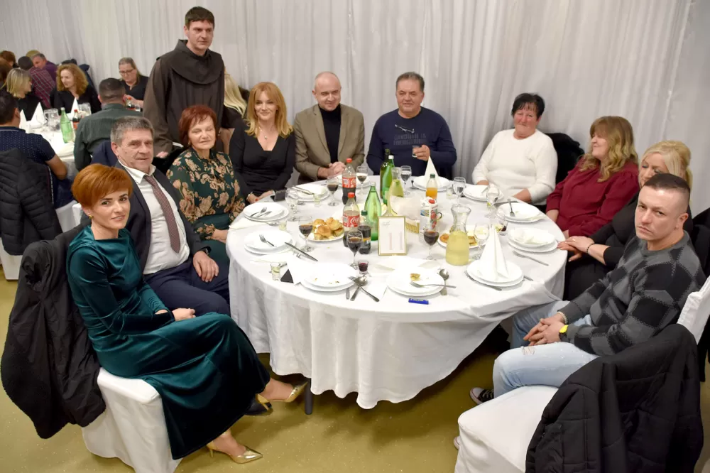Ramska zajednica svojom priredbom čuva običaje starog kraja