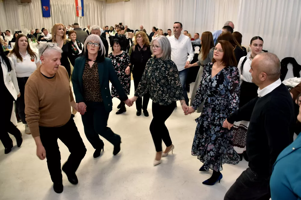 Ramska zajednica svojom priredbom čuva običaje starog kraja