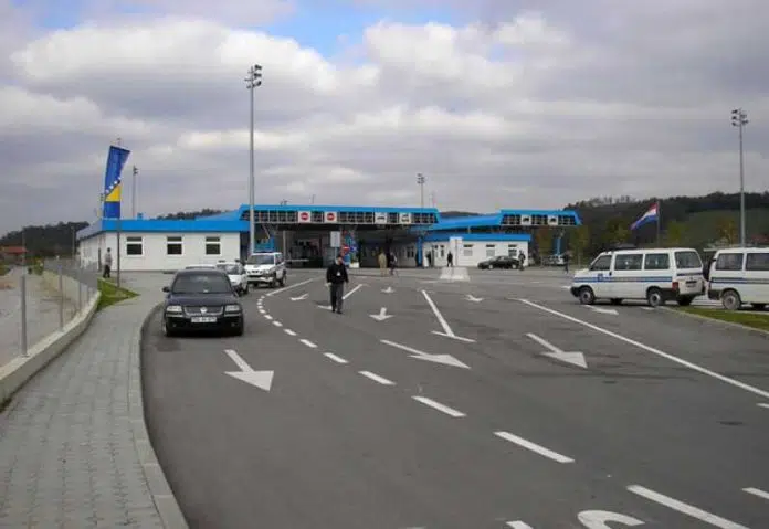 Hrvatska policija zbog prekršaja autobusima naplatila više od 100.000 eura