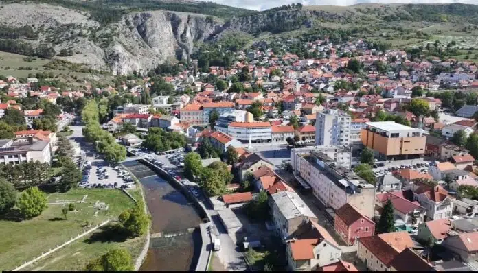 JAVAŠLUK U LIVNU: Ministarstvo pravosuđa i uprave odbija da rješava