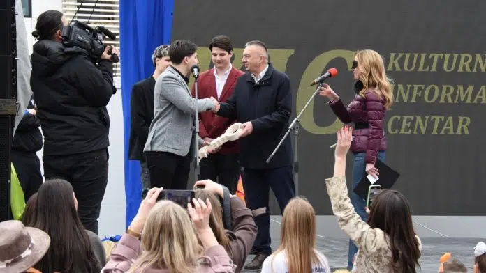 Vesele maškare preuzele ključ općine Čitluk