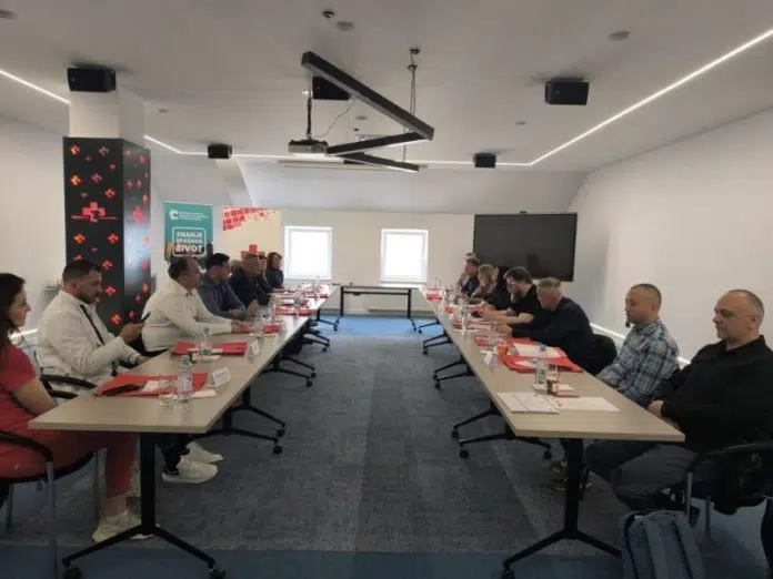 FOTO: U Domu zdravlja Tomislavgrad održan okrugli stol pod nazivom „Edukacija