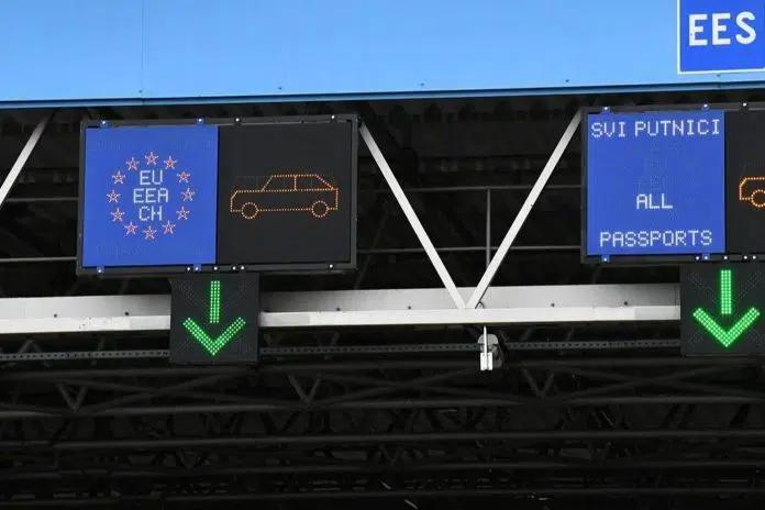 Evo kolike su kazne ako ponesete pršut ili sir iz