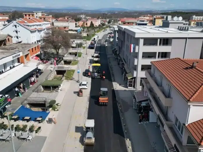 Pokušao obiti automobile u Međugorju, tijekom uhićenja progutao drogu i