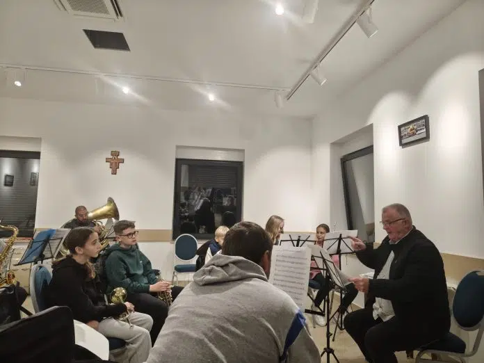 Koncert zabavne glazbe na Humcu: Večer Limene glazbe Sv.Ante i