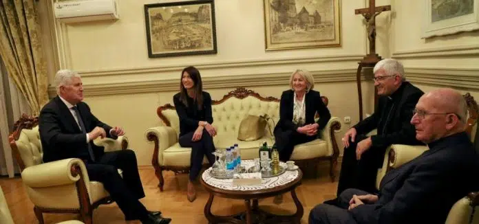 Čović, Krišto i Filipović s biskupom Majićem: Potreba očuvanja mira,