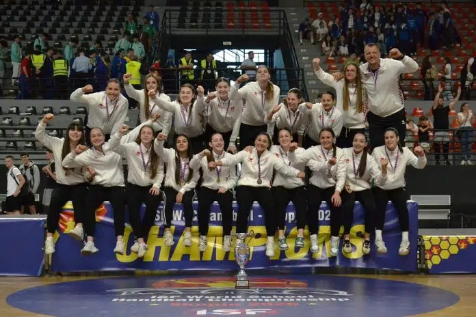 FOTO: Još jedno zlato za mladu Neumljanku Miju Puticu