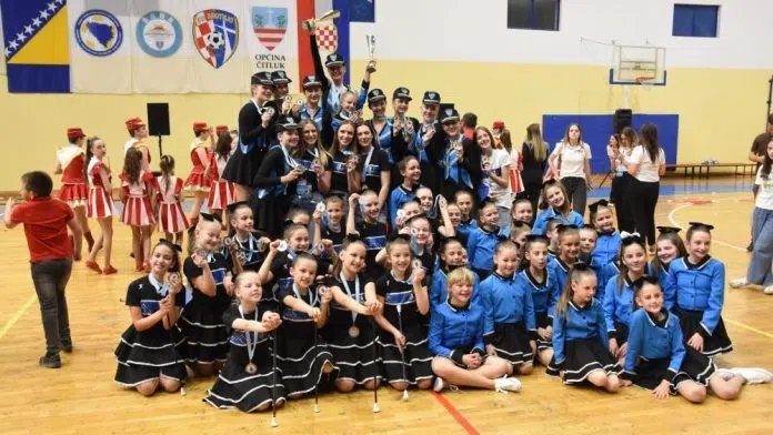 Seniorke mažoretkinja Čitluk obranile titulu državnih prvakinja
