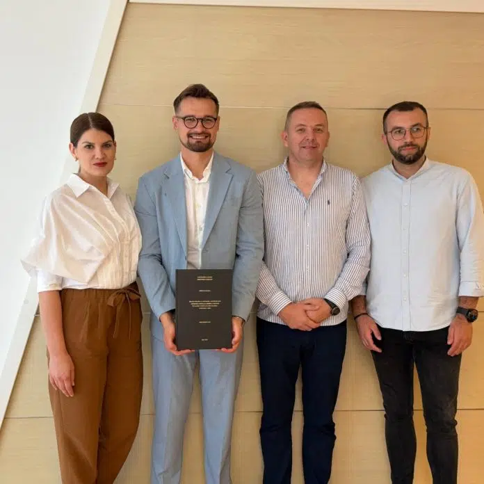 DR. MIRKO MAGLICA OBRANIO DOKTORSKU DISERTACIJU