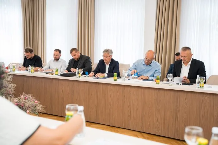 Federalno ministarstvo prostornog uređenja sufinancirat će realizaciju 25 projekata