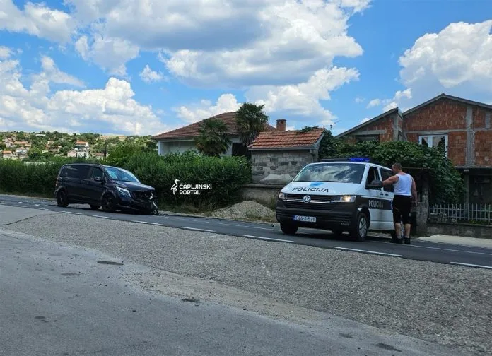 FOTO | Teška prometna nesreća u Tasovčićima, promet usporen