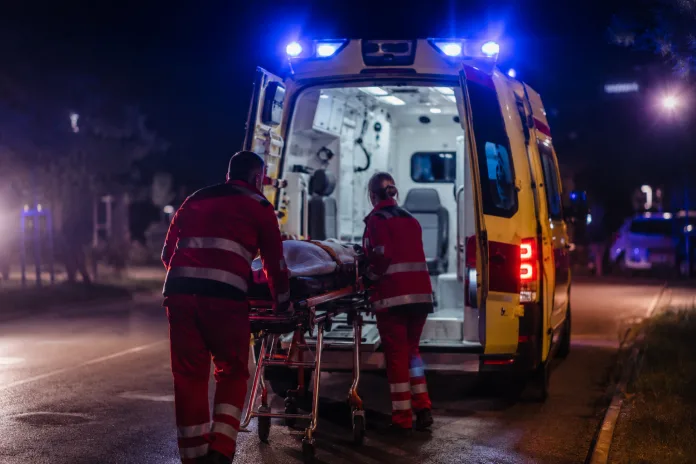 Incident-u-Borku-Maloljetnici-ostetili-automobile-bacajuci-predmete-s-mosta.png