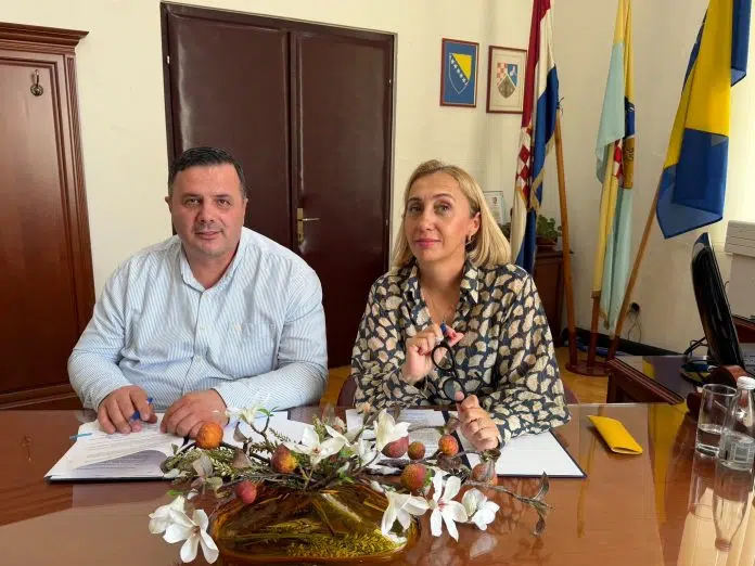 Načelnik Dragan Jurković i ministrica okoliša i turizma Nasiha Pozder