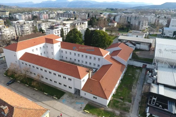 Objavljen Natječaj za upis učenika u Srednju školu Čapljina