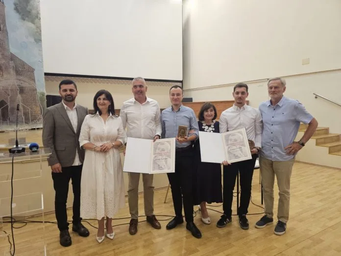 Benjaminov dan u Posušju: Nagrađeni književnik Matija Štahan i učenik