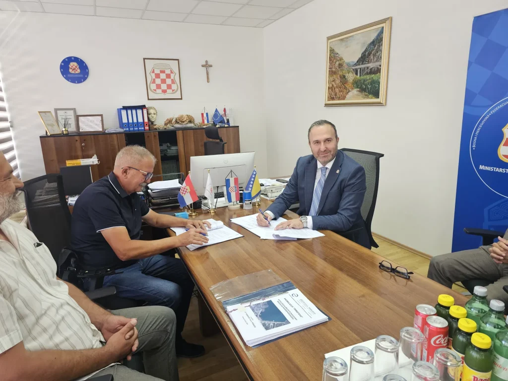 ugovor tribistovo 1