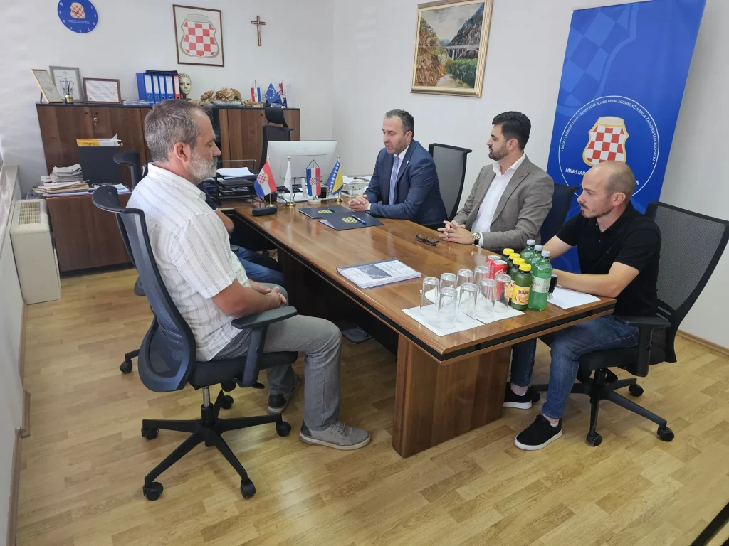 ugovor tribistovo 4