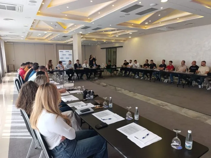 Na radionici za bolju zaštitu djece i zajednice sudjelovali policijski
