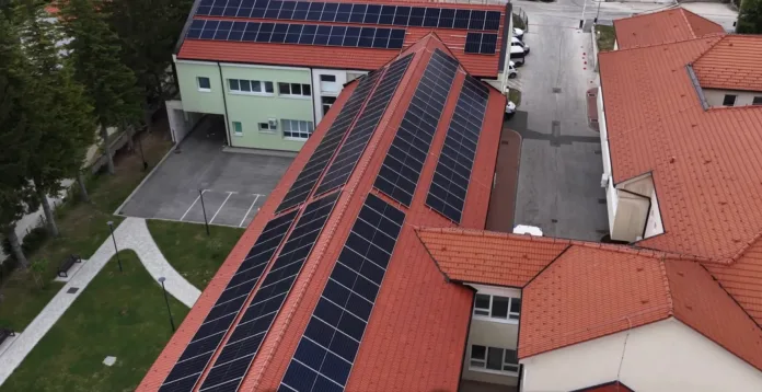 Ulaganje u zelenu budućnost: Dom zdravlja Tomislavgrad postavio solarne panele