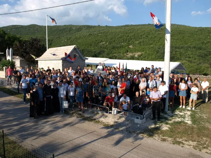 Susret mještana Širića i Knezovića u Širića Brigu kod Posušja