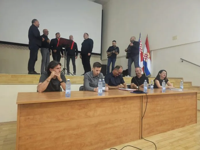 U Posušju predstavljena knjiga „Dijete u središtu sporta“ Ivice Vrgoča