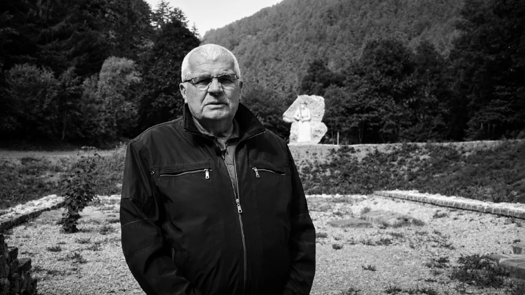 Preminuo Husejn Huso Smajić: Sagradio crkvu i pokazao kako se grade mostovi među ljudima Preminuo Husejn Huso Smajić: Sagradio crkvu i pokazao kako se grade mostovi među ljudima
