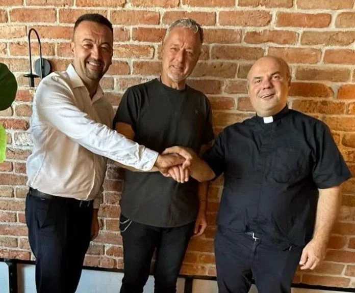 Na Thompsonovom koncertu u Vukovaru prikupljeno više od milijun eura:
