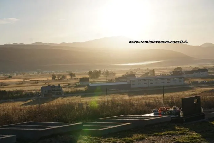 VIDEO: DOBRO vam umjereno oblačno i vjetrovito jutro iz Tomislavgrada!
